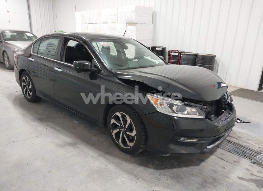 2017 Honda Accord EX-L (VIN 1HGCR2F80HA058211) main photo