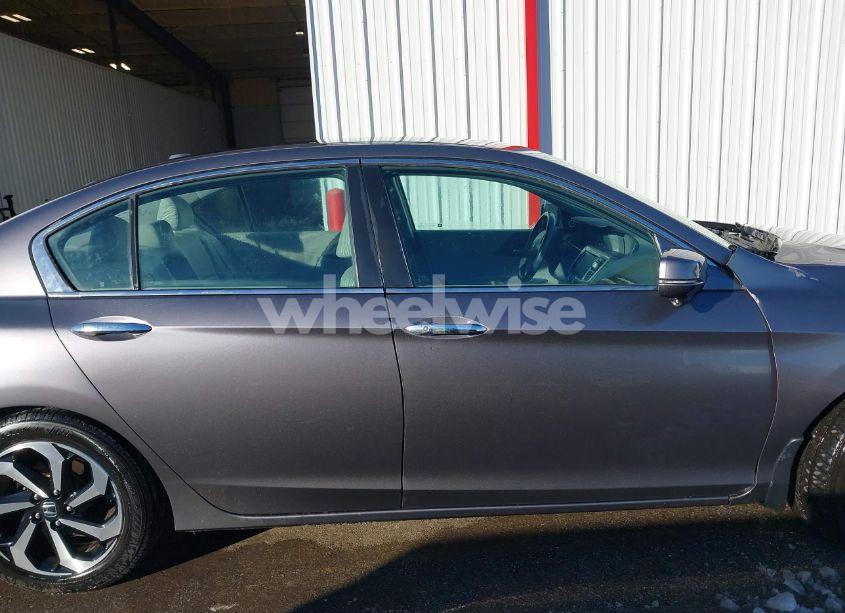 Photo 13 of 2017 Honda Accord EX-L (VIN 1HGCR2F80HA063585)