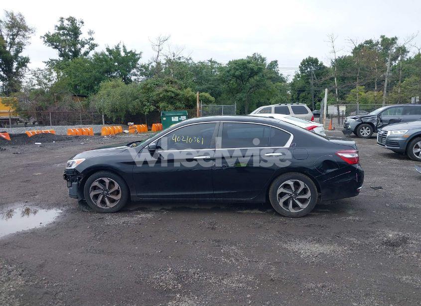 Photo 15 of 2017 Honda Accord EX-L (VIN 1HGCR2F80HA073131)