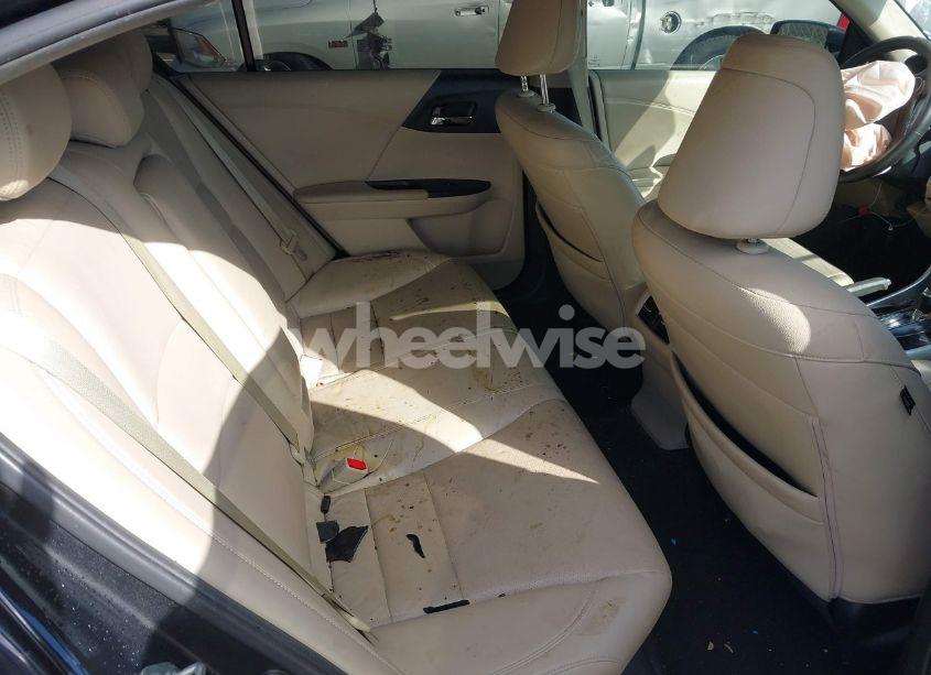 Photo 8 of 2017 Honda Accord EX-L (VIN 1HGCR2F80HA090303)