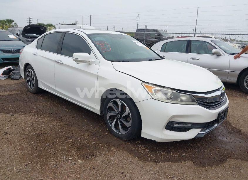 2017 Honda Accord EX-L (VIN 1HGCR2F80HA091886) main photo