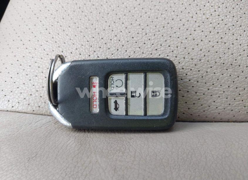 Photo 11 of 2017 Honda Accord EX-L (VIN 1HGCR2F80HA091886)