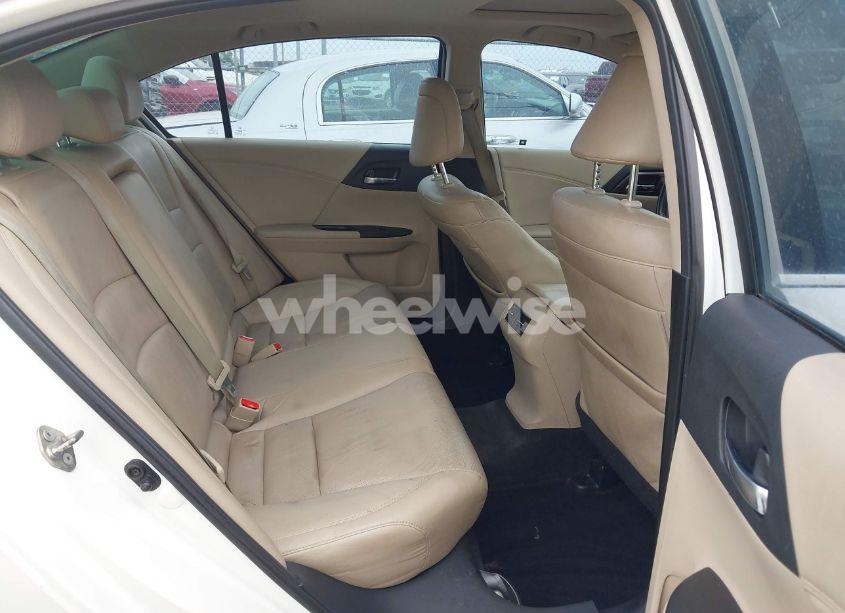 Photo 8 of 2017 Honda Accord EX-L (VIN 1HGCR2F80HA091886)