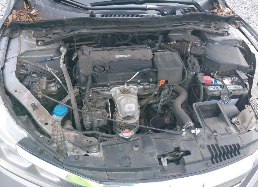 Photo 10 of 2017 Honda Accord EX-L (VIN 1HGCR2F80HA173388)