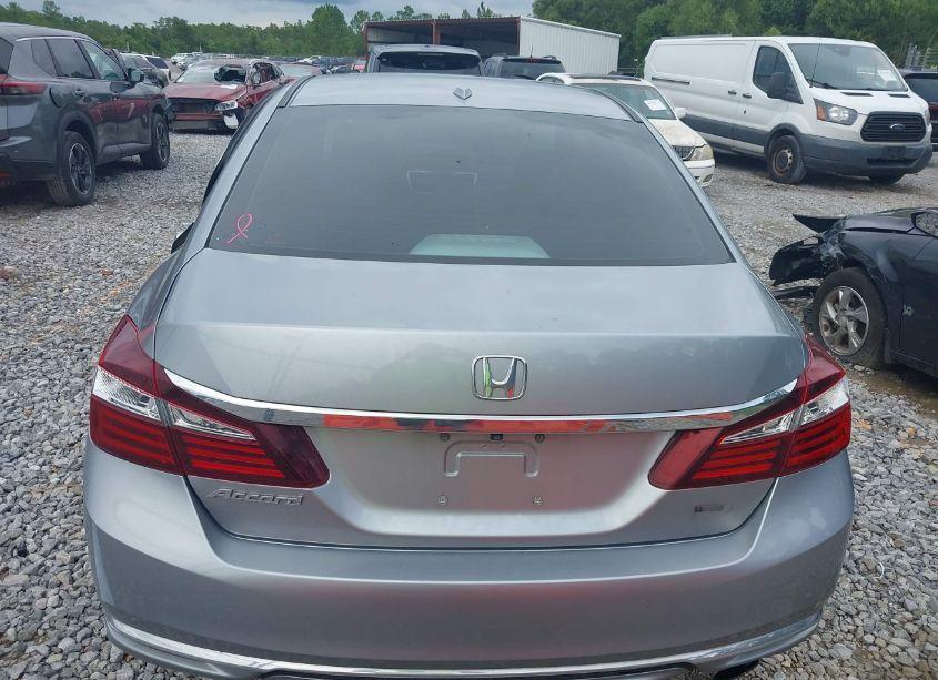 Photo 16 of 2017 Honda Accord EX-L (VIN 1HGCR2F80HA173388)