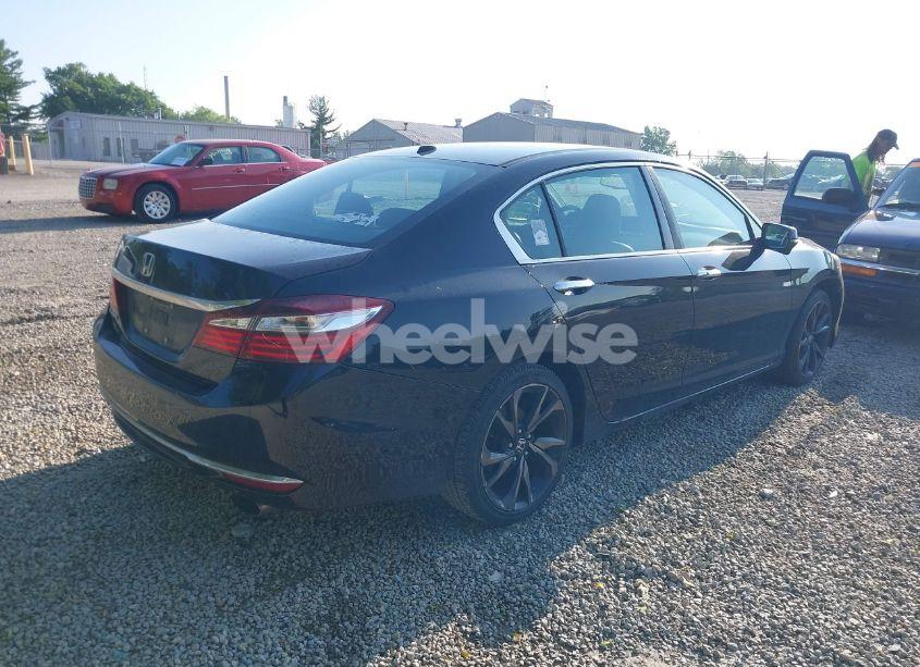 Photo 4 of 2017 Honda Accord EX-L (VIN 1HGCR2F80HA220435)