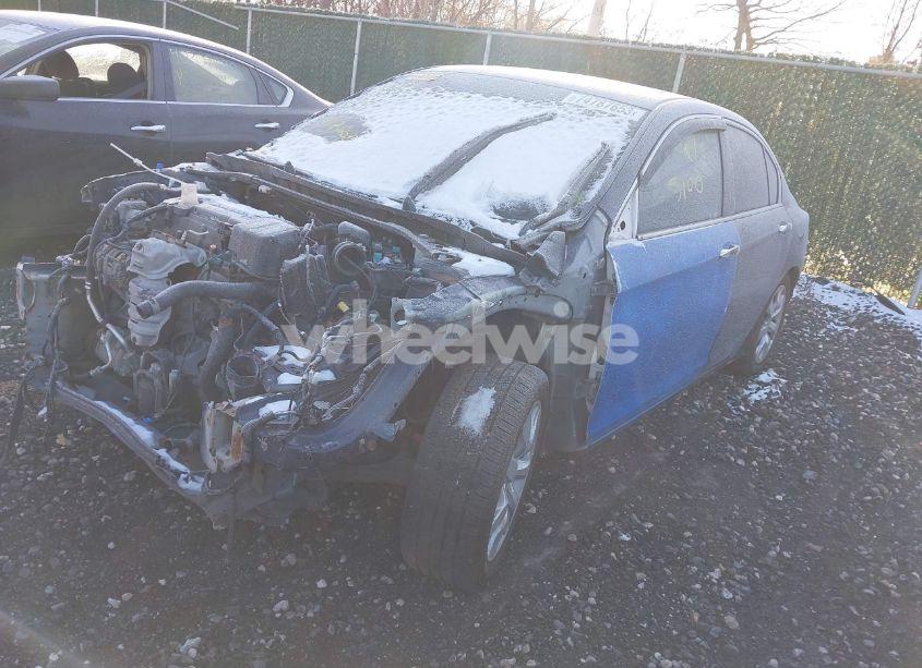 Photo 2 of 2017 Honda Accord EX-L (VIN 1HGCR2F80HA283535)