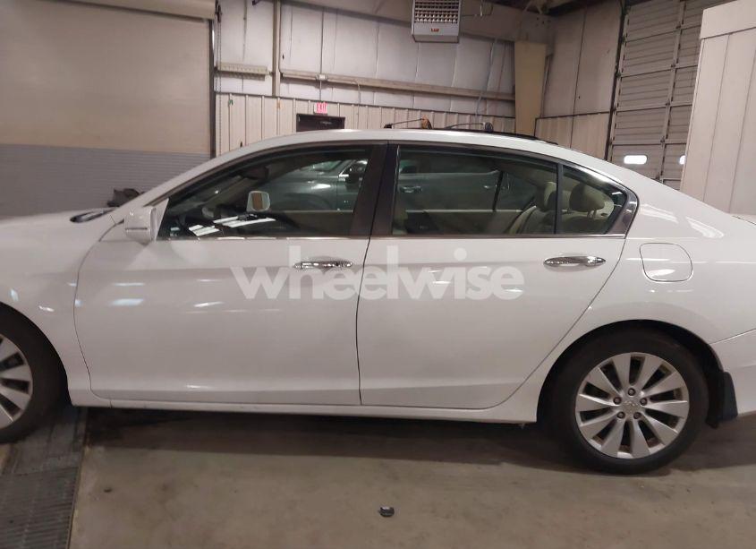Photo 14 of 2013 Honda Accord EX-L (VIN 1HGCR2F81DA087470)