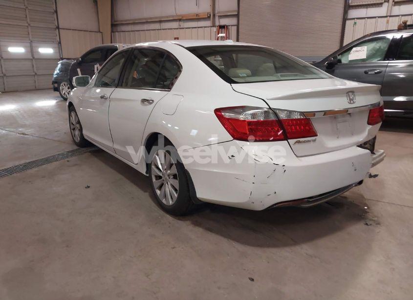Photo 3 of 2013 Honda Accord EX-L (VIN 1HGCR2F81DA087470)