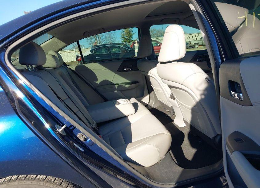 Photo 8 of 2013 Honda Accord EX-L (VIN 1HGCR2F81DA096086)