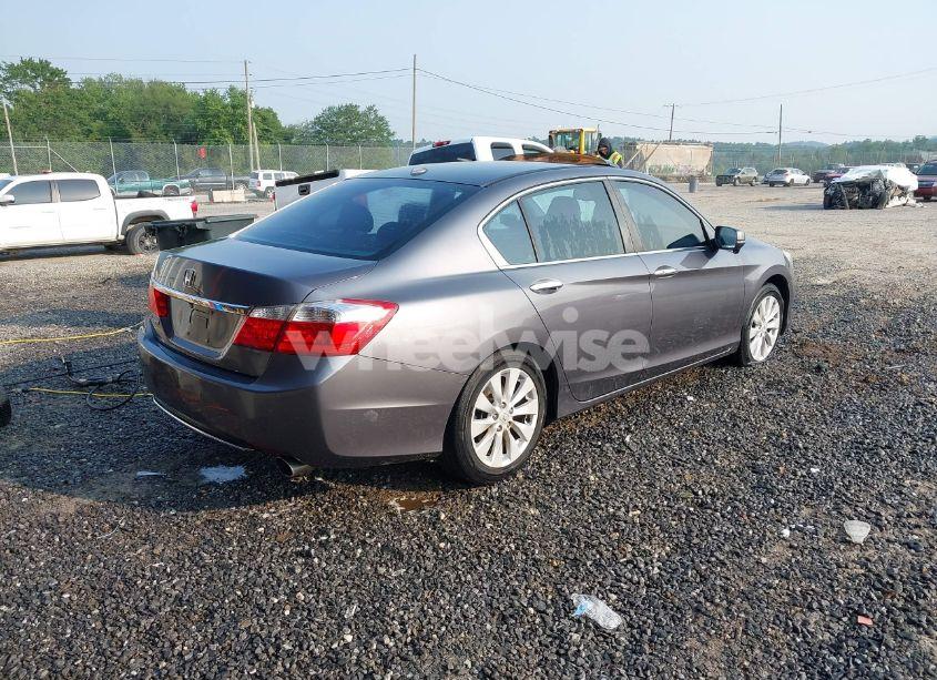 Photo 4 of 2013 Honda Accord EX-L (VIN 1HGCR2F81DA117650)