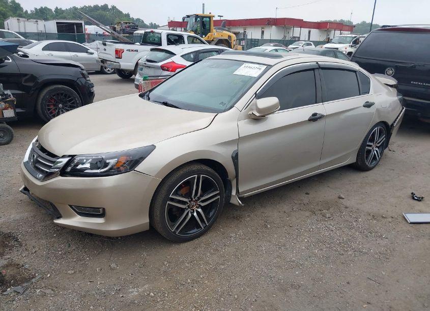 Photo 2 of 2013 Honda Accord EX-L (VIN 1HGCR2F81DA129846)