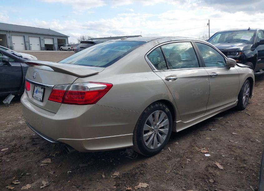 Photo 13 of 2013 Honda Accord EX-L (VIN 1HGCR2F81DA179971)