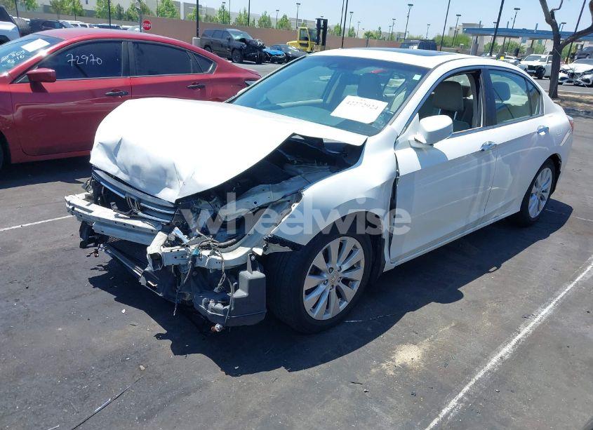 Photo 2 of 2013 Honda Accord EX-L (VIN 1HGCR2F81DA238162)