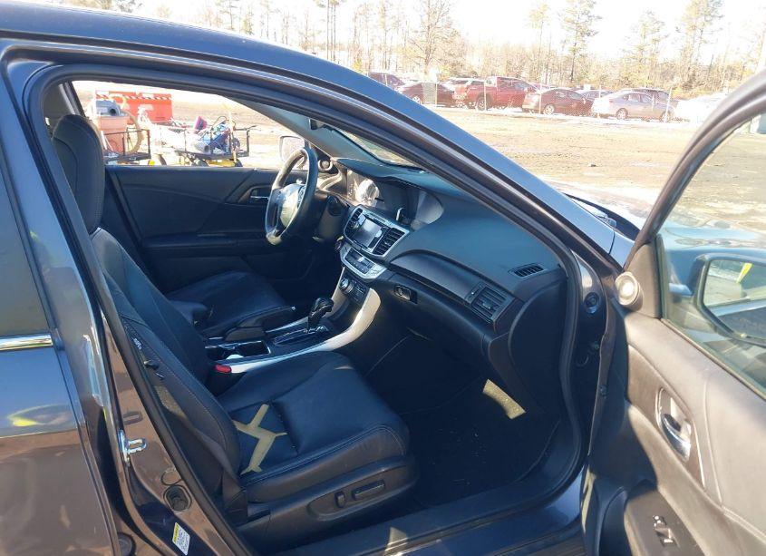 Photo 5 of 2013 Honda Accord EX-L (VIN 1HGCR2F81DA246391)