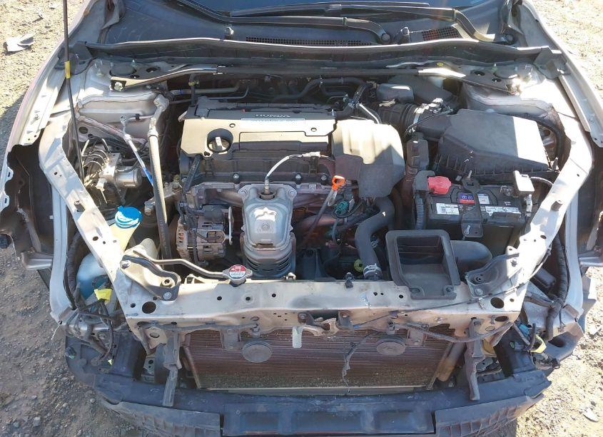 Photo 10 of 2013 Honda Accord EX-L (VIN 1HGCR2F81DA272456)