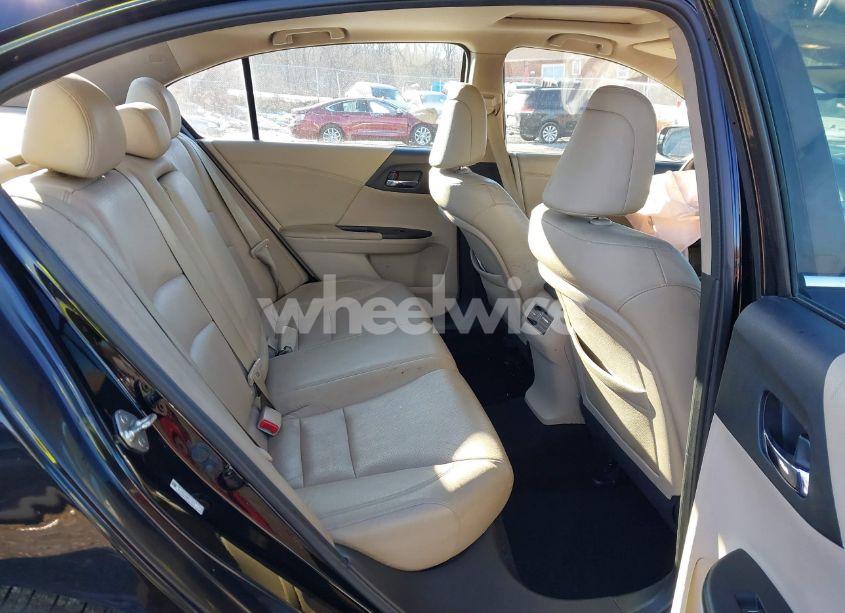 Photo 8 of 2013 Honda Accord EX-L (VIN 1HGCR2F81DA272618)