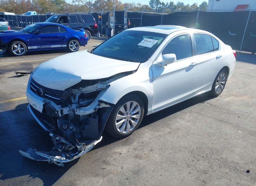 Photo 2 of 2014 Honda Accord EX-L (VIN 1HGCR2F81EA034821)