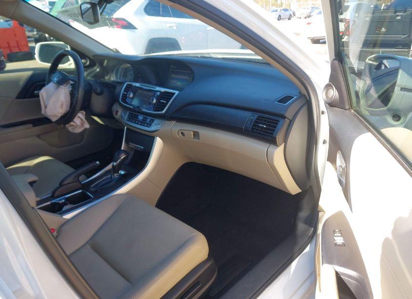 Photo 5 of 2014 Honda Accord EX-L (VIN 1HGCR2F81EA034821)