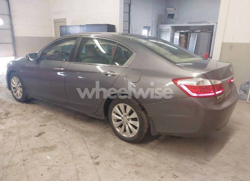 Photo 3 of 2014 Honda Accord EX-L (VIN 1HGCR2F81EA056866)