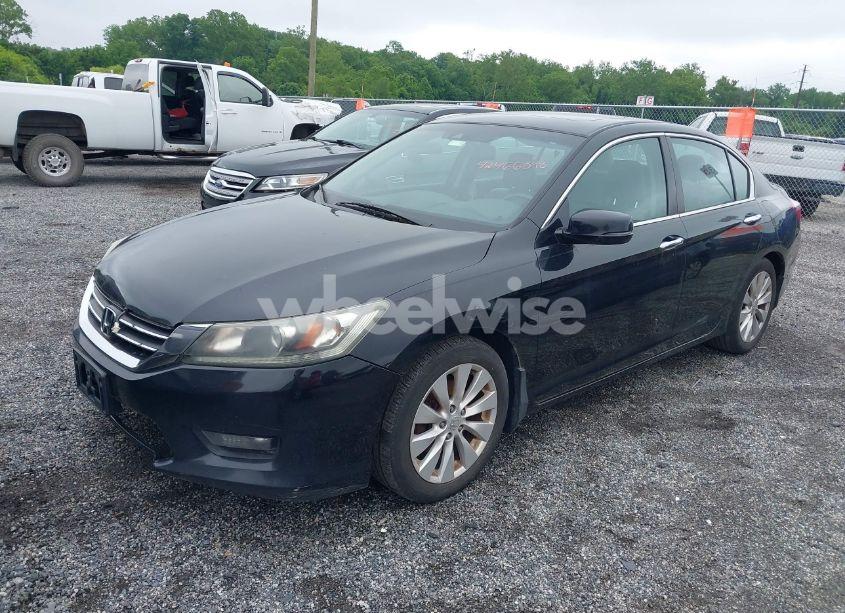 Photo 2 of 2014 Honda Accord EX-L (VIN 1HGCR2F81EA106875)