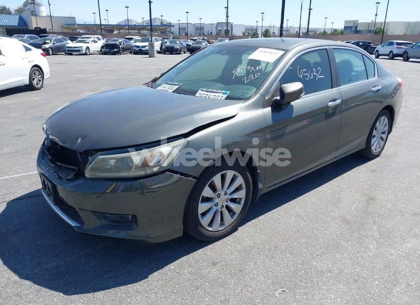 Photo 2 of 2014 Honda Accord EX-L (VIN 1HGCR2F81EA200920)