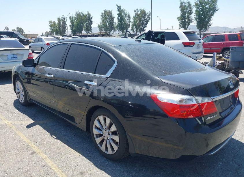 Photo 3 of 2014 Honda Accord EX-L (VIN 1HGCR2F81EA208824)