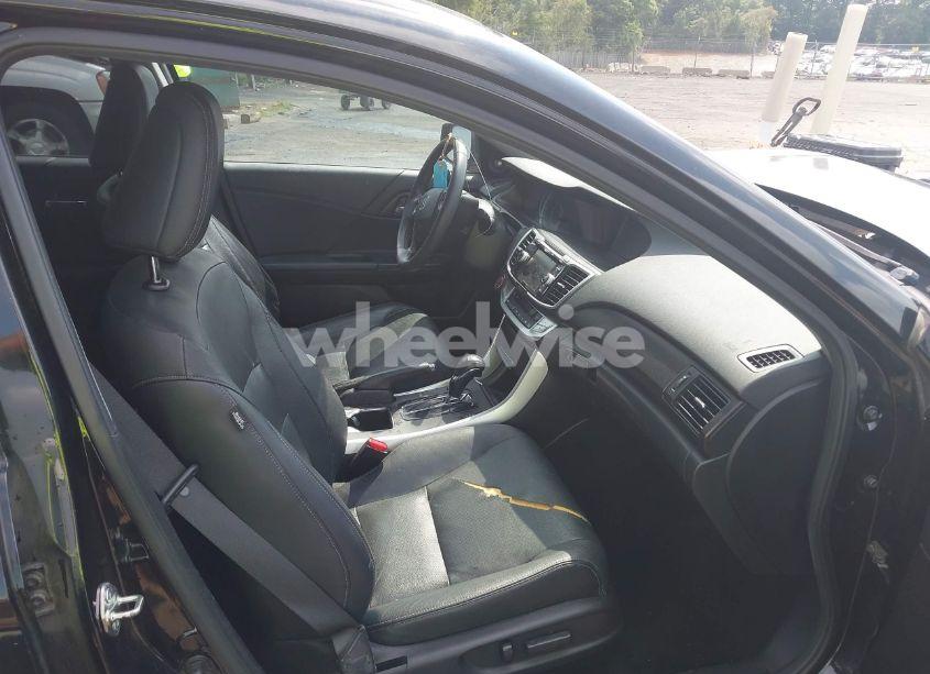 Photo 5 of 2014 Honda Accord EX-L (VIN 1HGCR2F81EA244738)