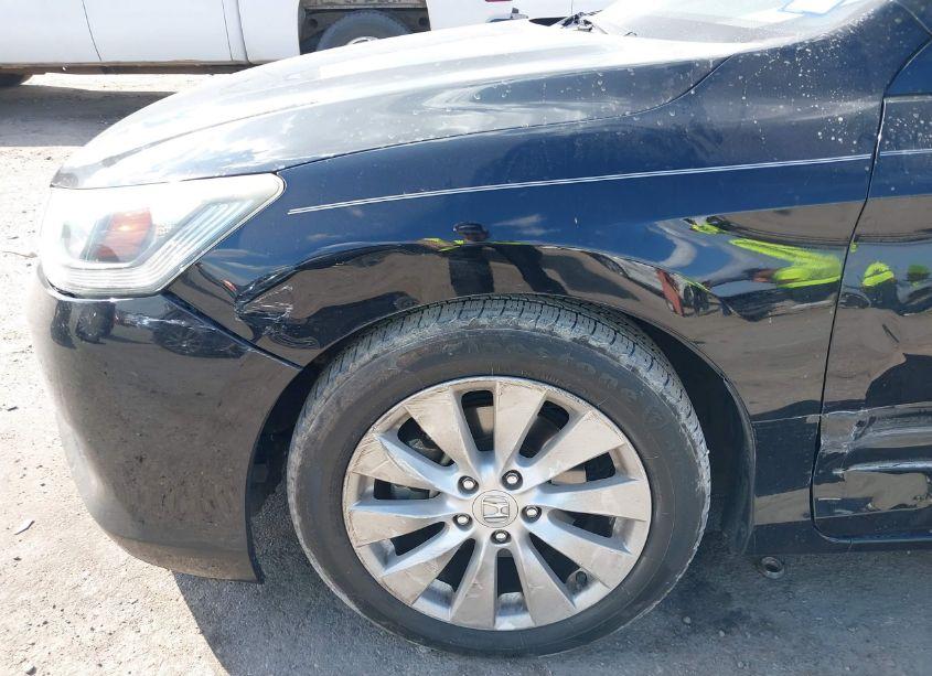 Photo 6 of 2014 Honda Accord EX-L (VIN 1HGCR2F81EA253200)