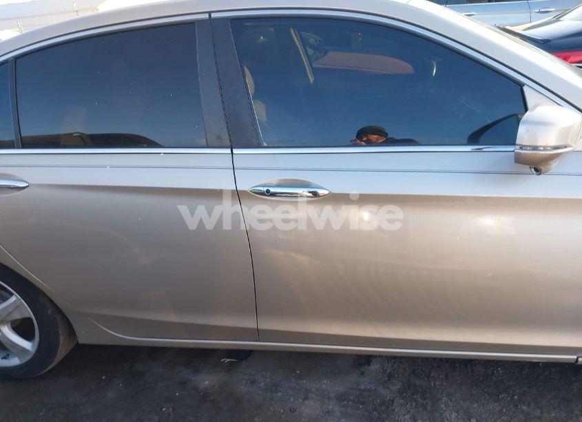 Photo 13 of 2014 Honda Accord EX-L (VIN 1HGCR2F81EA277965)