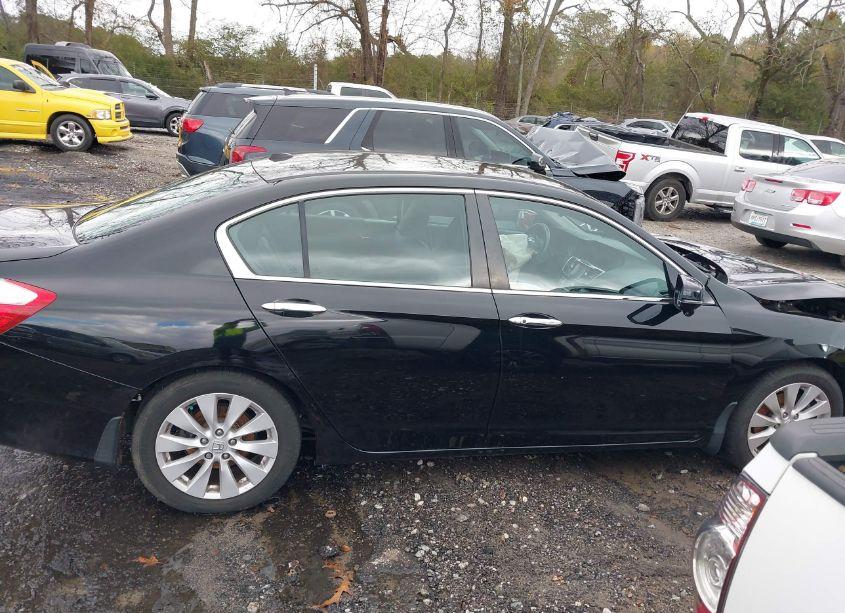 Photo 13 of 2015 Honda Accord EX-L (VIN 1HGCR2F81FA034190)