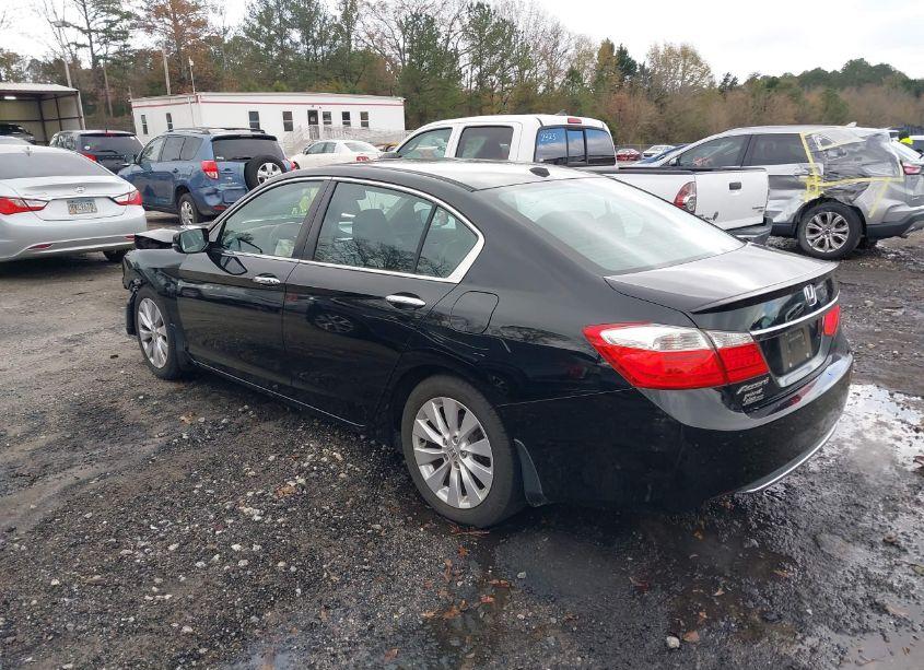 Photo 3 of 2015 Honda Accord EX-L (VIN 1HGCR2F81FA034190)