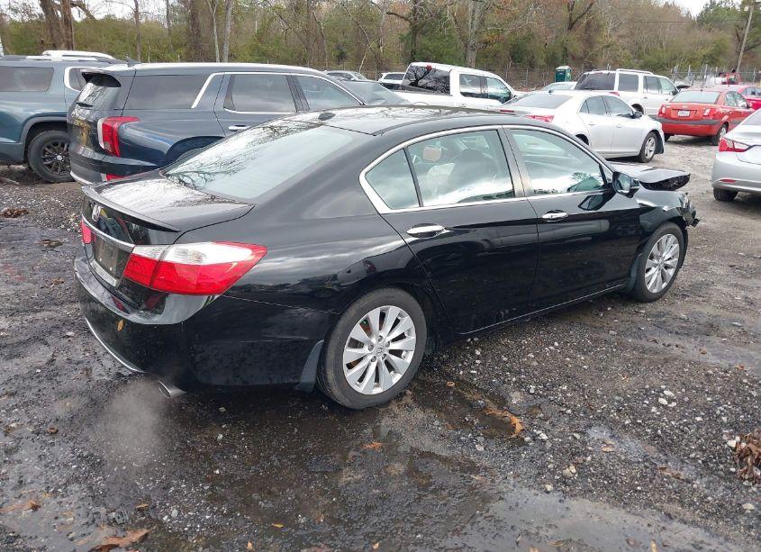 Photo 4 of 2015 Honda Accord EX-L (VIN 1HGCR2F81FA034190)