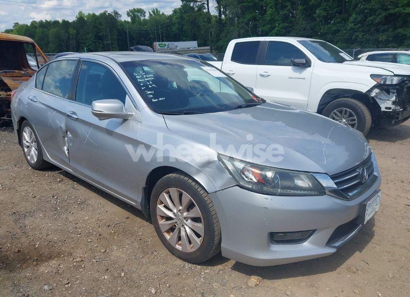 2015 Honda Accord EX-L (VIN 1HGCR2F81FA064578) main photo