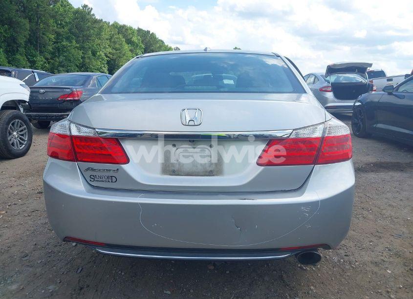Photo 16 of 2015 Honda Accord EX-L (VIN 1HGCR2F81FA064578)