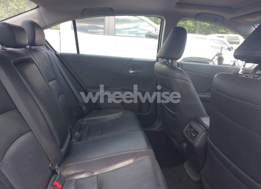 Photo 8 of 2015 Honda Accord EX-L (VIN 1HGCR2F81FA064578)