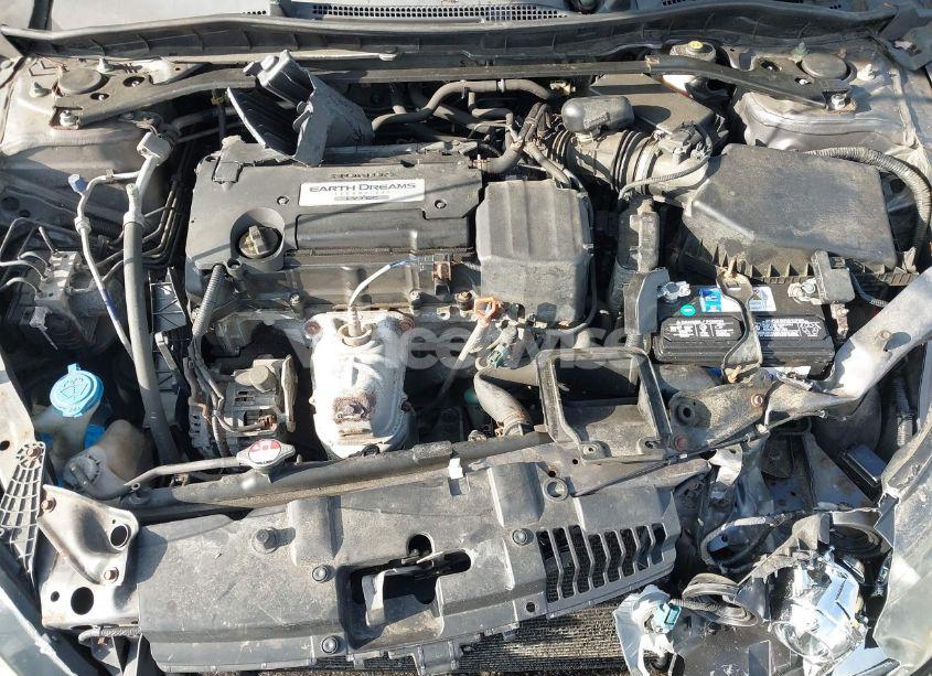 Photo 10 of 2015 Honda Accord EX-L (VIN 1HGCR2F81FA072244)