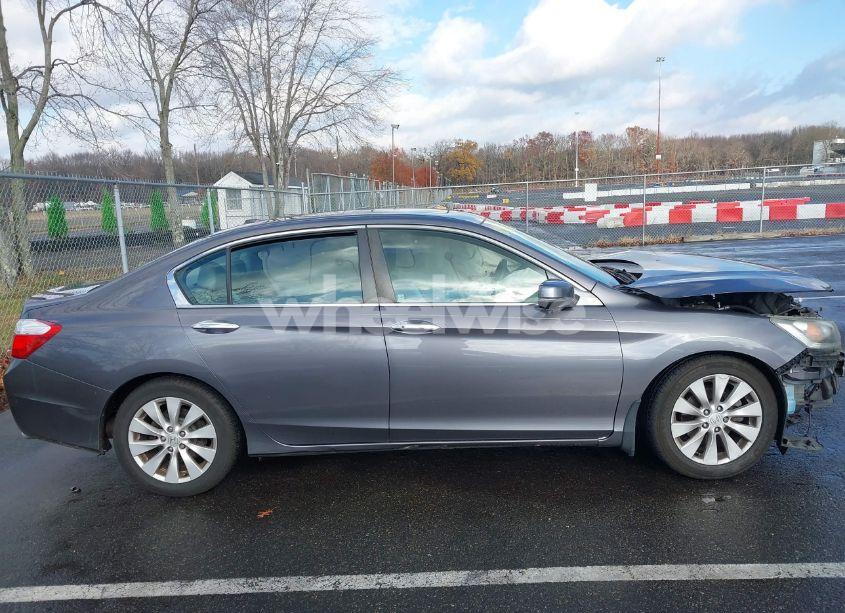 Photo 13 of 2015 Honda Accord EX-L (VIN 1HGCR2F81FA072244)