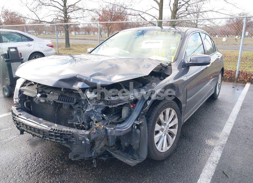 Photo 2 of 2015 Honda Accord EX-L (VIN 1HGCR2F81FA072244)