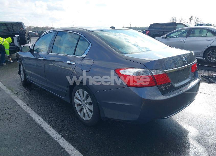 Photo 3 of 2015 Honda Accord EX-L (VIN 1HGCR2F81FA072244)