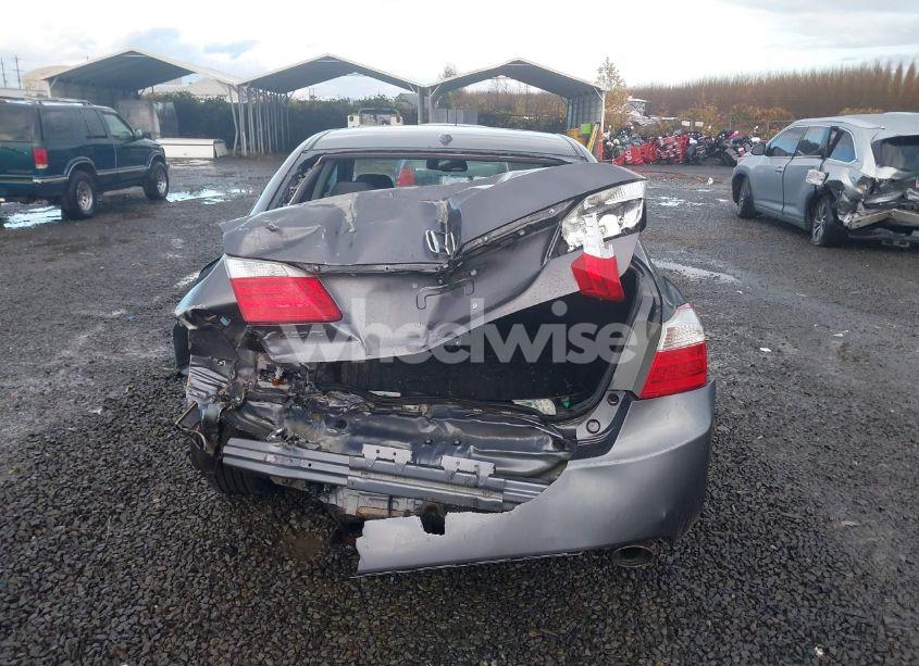 Photo 17 of 2015 Honda Accord EX-L (VIN 1HGCR2F81FA087522)