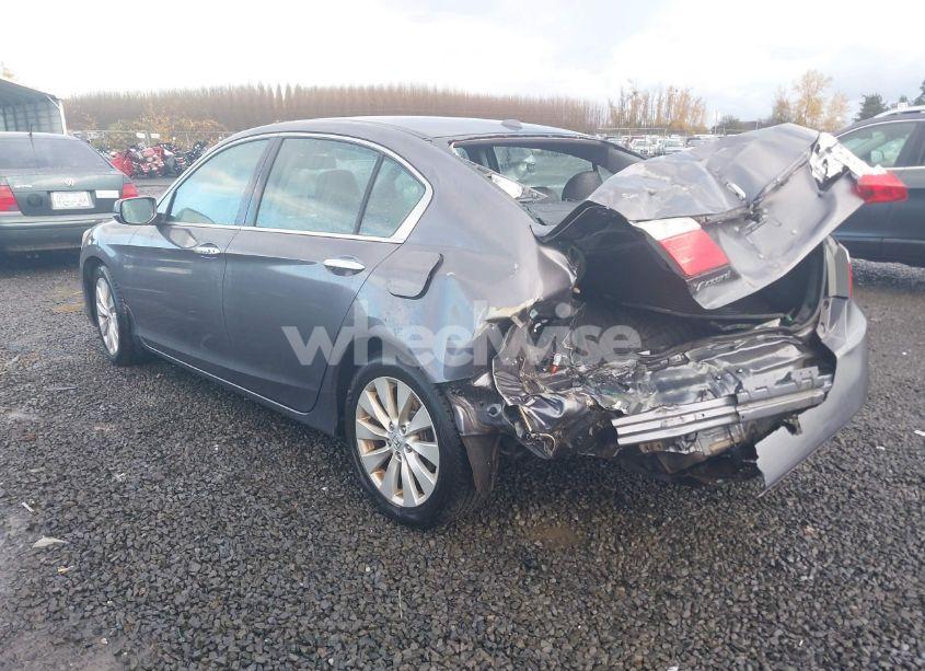 Photo 3 of 2015 Honda Accord EX-L (VIN 1HGCR2F81FA087522)