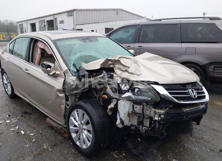 Photo 6 of 2015 Honda Accord EX-L (VIN 1HGCR2F81FA139201)