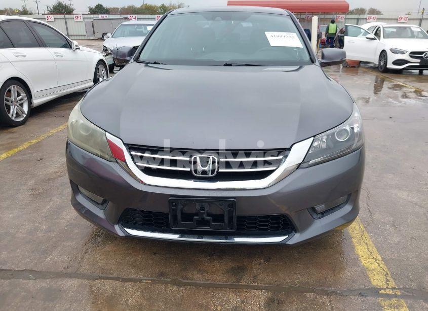 Photo 12 of 2015 Honda Accord EX-L (VIN 1HGCR2F81FA150764)