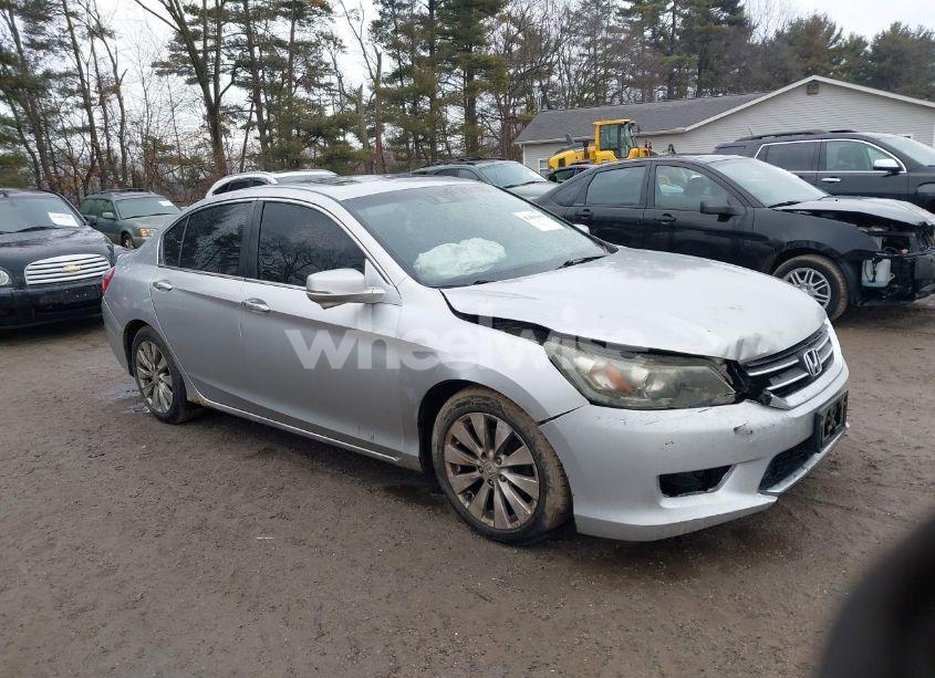 2015 Honda Accord EX-L (VIN 1HGCR2F81FA154961) main photo