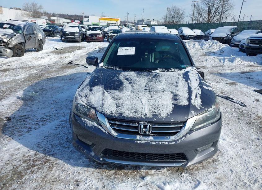 Photo 12 of 2015 Honda Accord EX-L (VIN 1HGCR2F81FA170397)