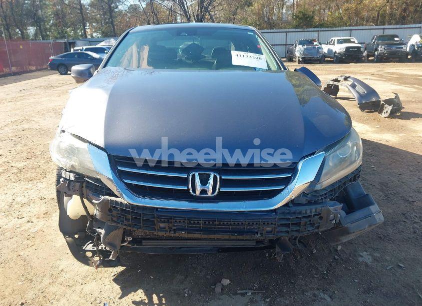 Photo 13 of 2015 Honda Accord EX-L (VIN 1HGCR2F81FA193954)