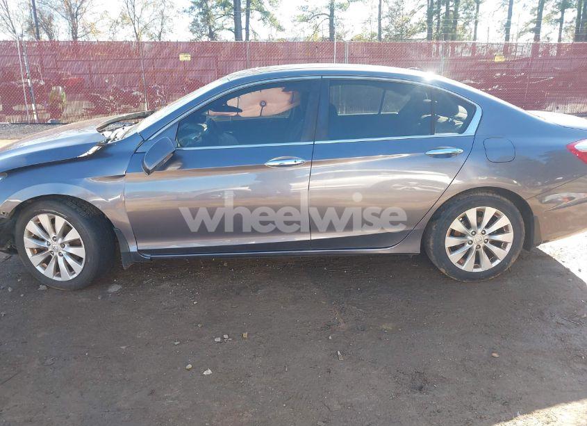 Photo 15 of 2015 Honda Accord EX-L (VIN 1HGCR2F81FA193954)