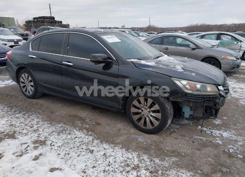 2015 Honda Accord EX-L (VIN 1HGCR2F81FA213796) main photo