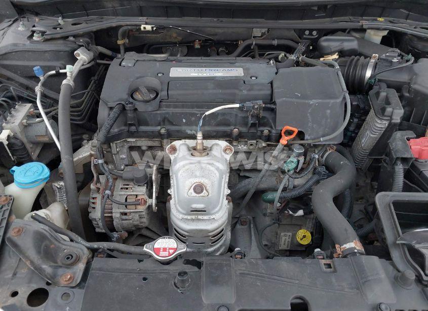 Photo 10 of 2015 Honda Accord EX-L (VIN 1HGCR2F81FA213796)